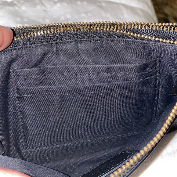 Coach wristlet - Picture 5 of 6